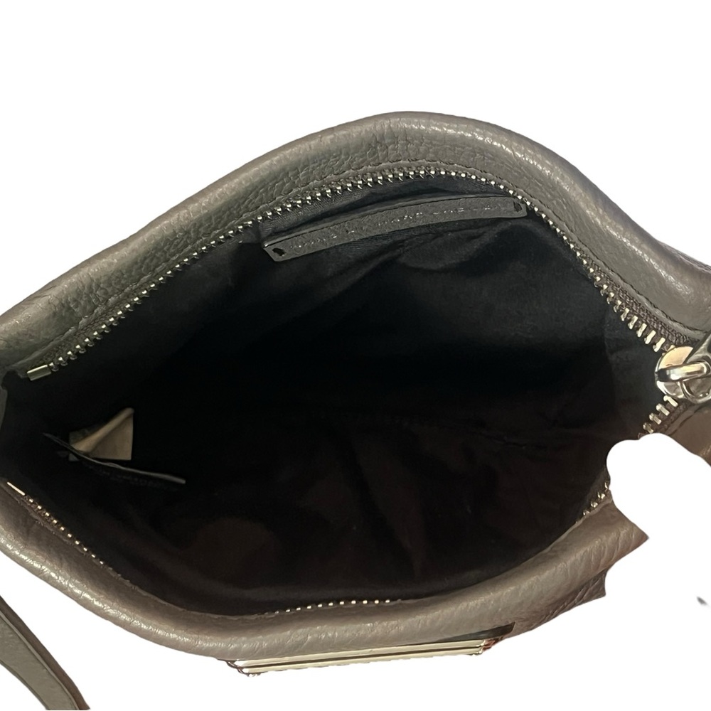 🩶𝐌𝐀𝐑𝐂 𝐁𝐘 𝐌𝐀𝐑𝐂 𝐉𝐀𝐂𝐎𝐁 Crossbody 𝐬𝐚𝐥𝐞𝐭𝐨𝐝𝐚𝐲𝐨𝐧𝐥𝐲 - Picture 12 of 12